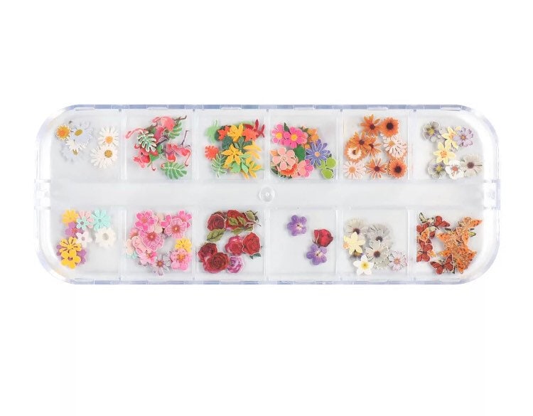 Flowers assortment wood pulp nail 3D art.